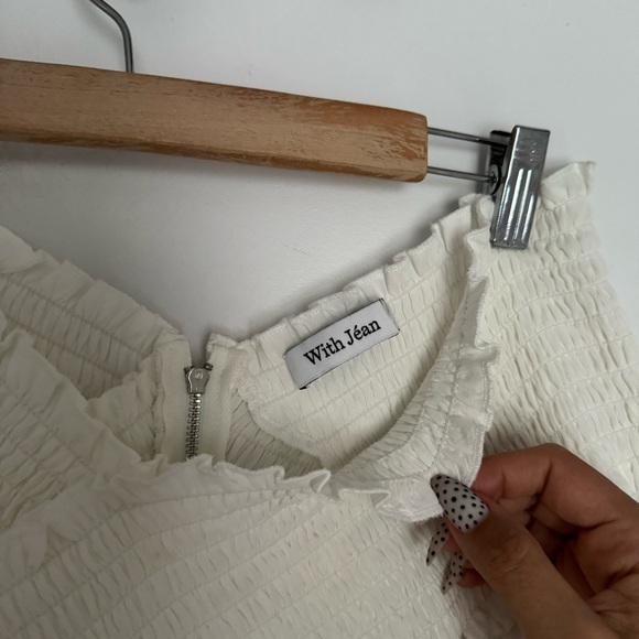 With Jean White Frances Ruched Top Bell Sleeves size M - Picture 9 of 11